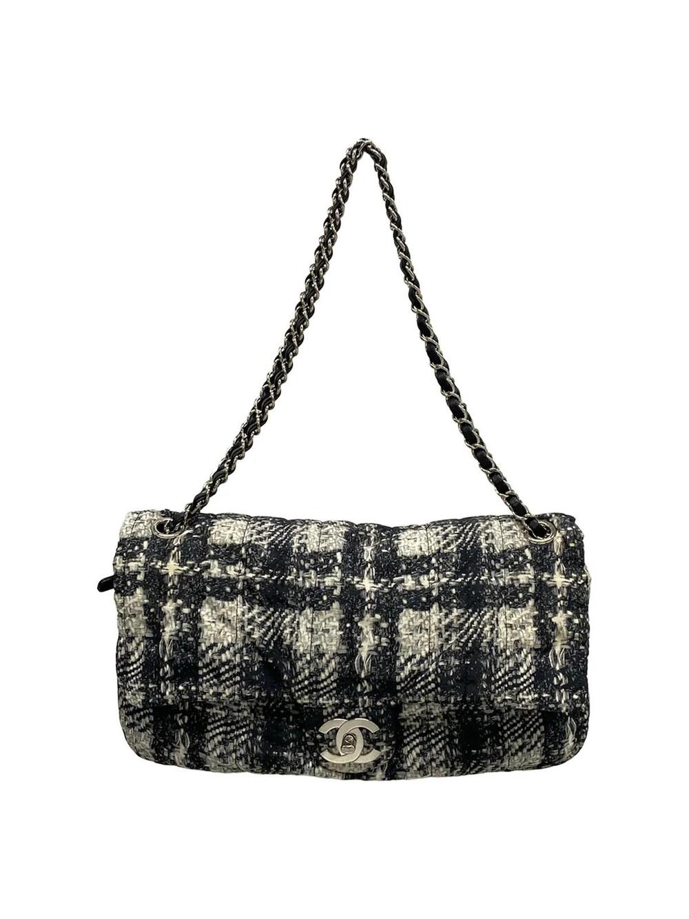 Chanel Soft Shell White Black Nylon #371733C23B